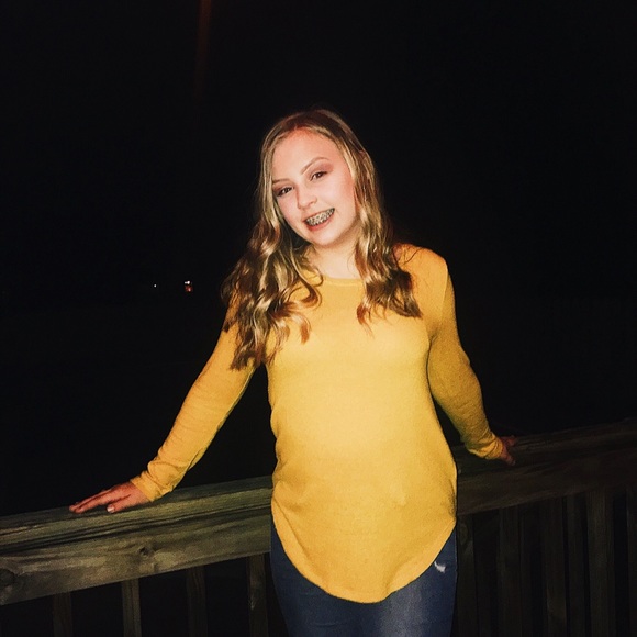 Meet your Posher, Lizie - Picture 1 of 1